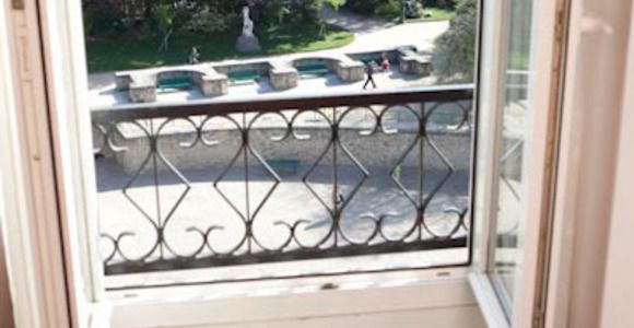 Hotel des Arènes