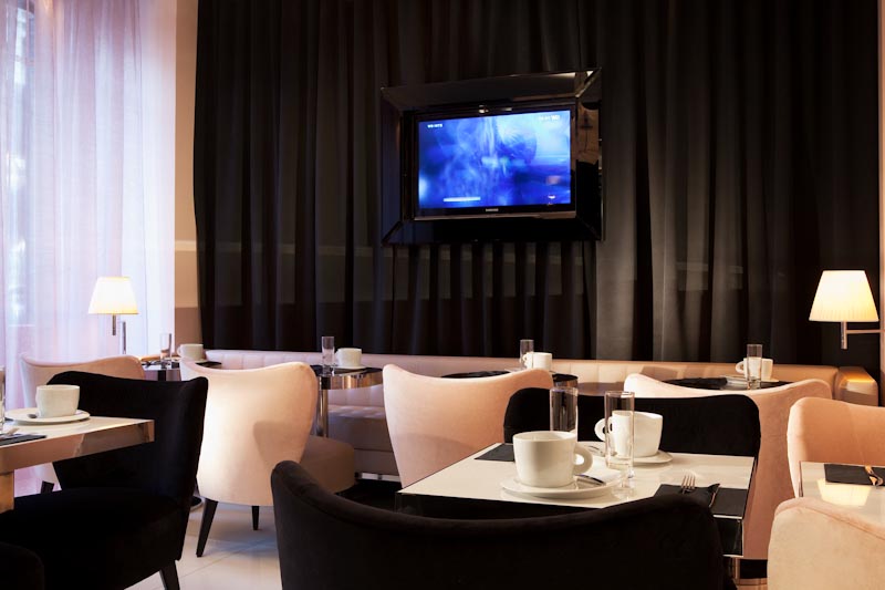 First Hôtel Paris Tour Eiffel