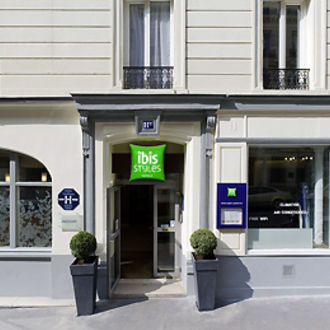 Photo de Hôtel Ibis Styles Paris Cadet Lafayette