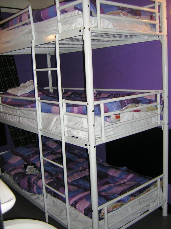 Peace & Love - Hostel