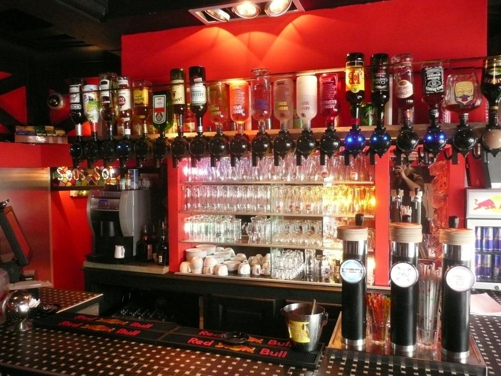 Peace & Love - Hostel