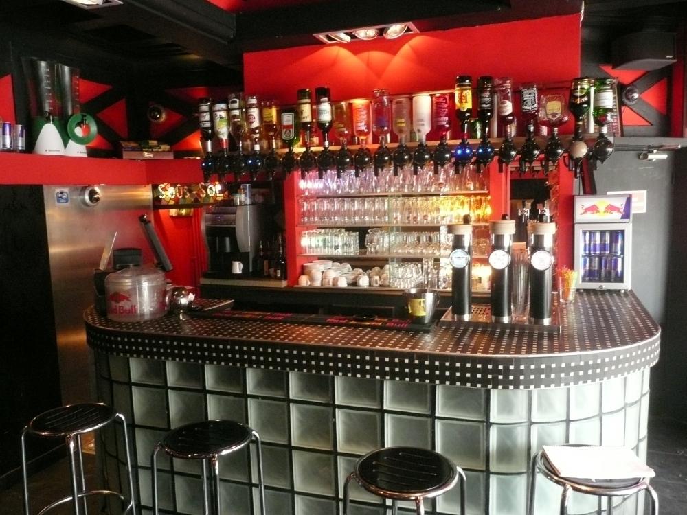 Peace & Love - Hostel