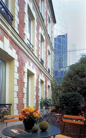 Hôtel Espace Champerret