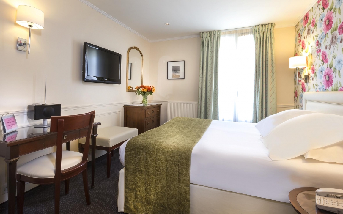 Relais Bosquet Tour Eiffel