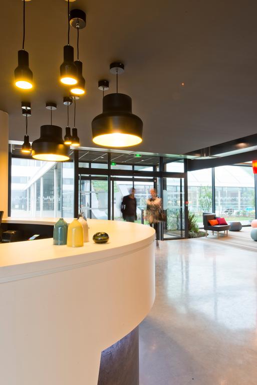 Nomad Paris Roissy CDG