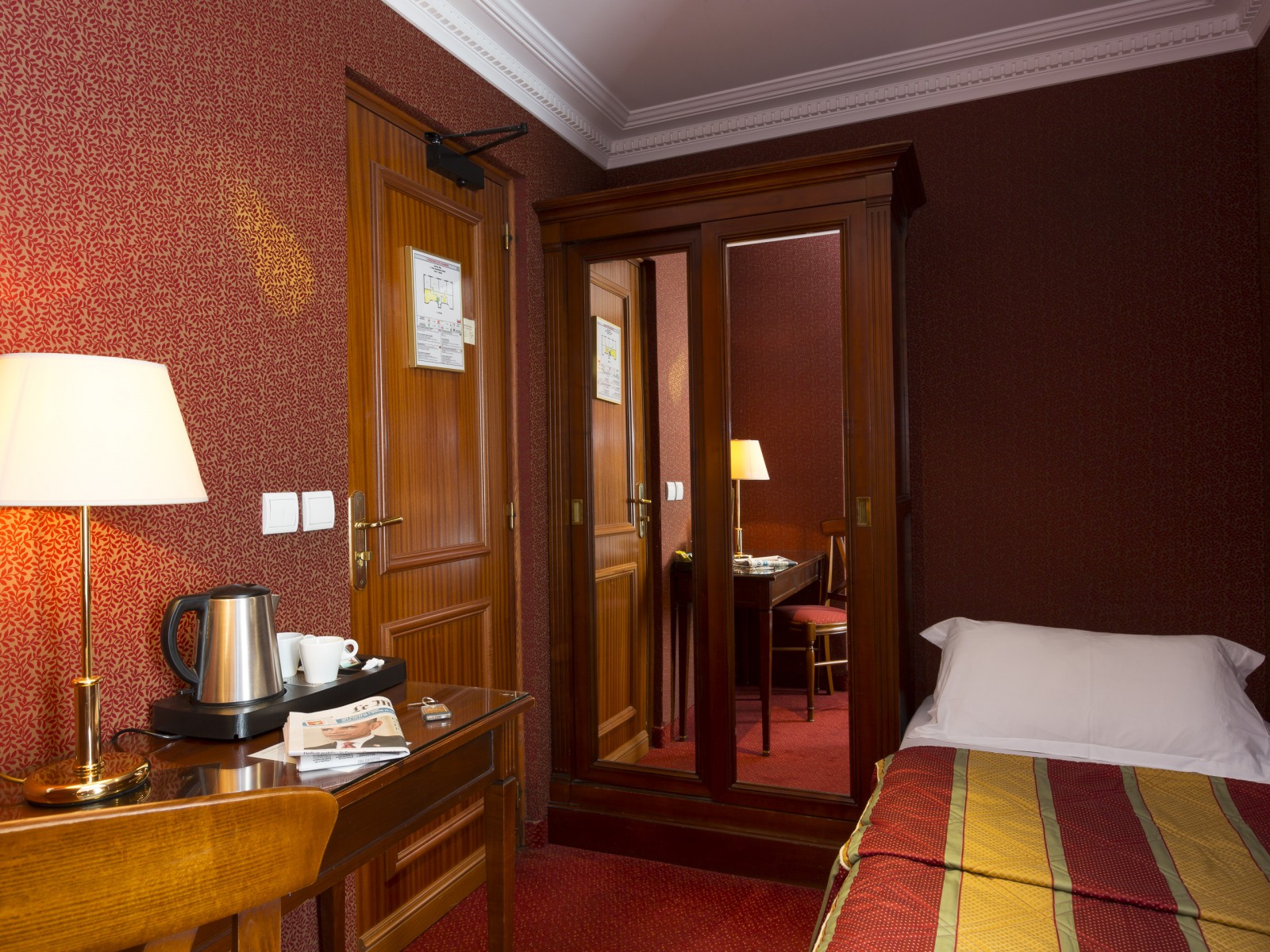 Hôtel Niel Elysées