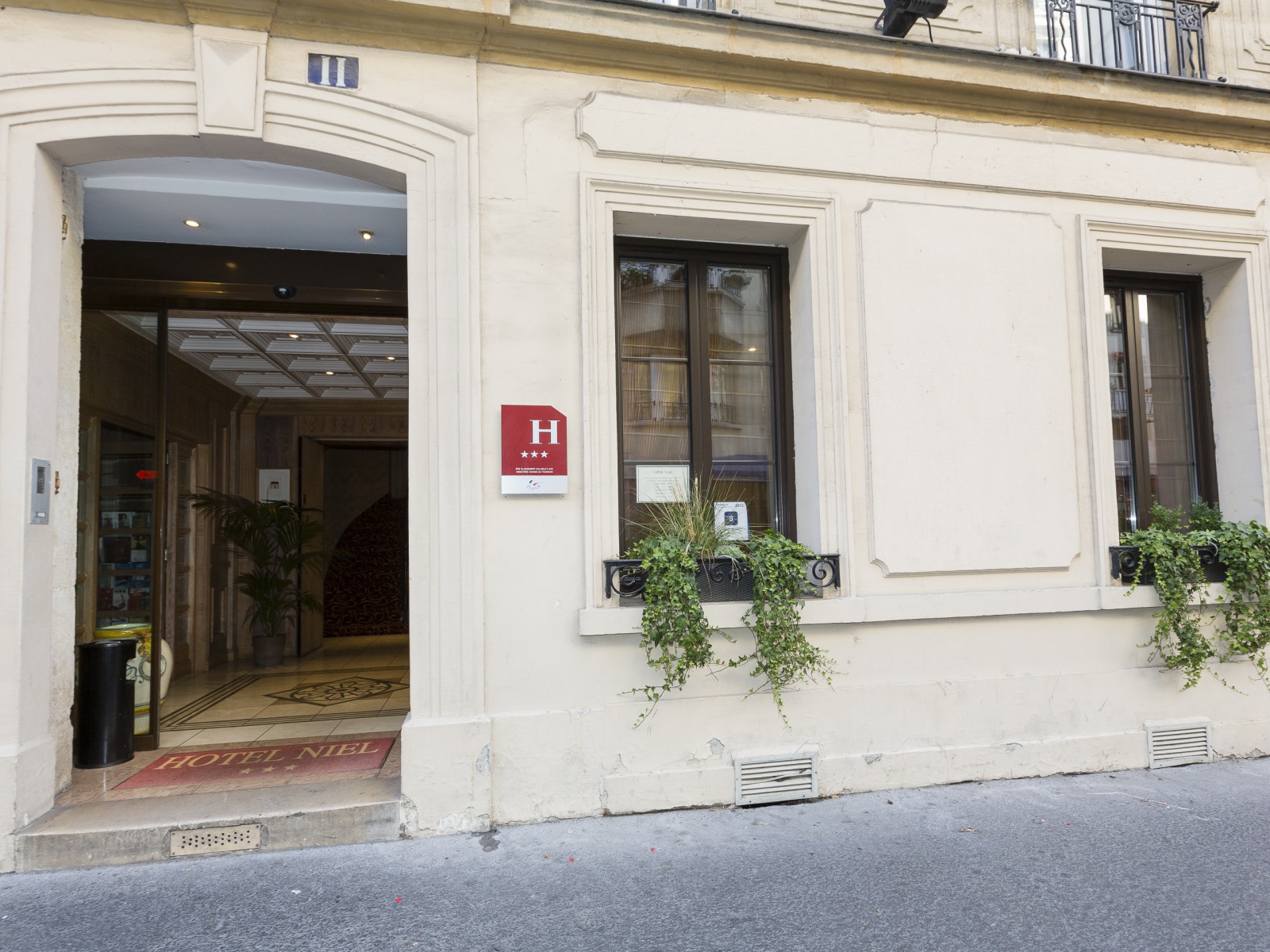 Hôtel Niel Elysées