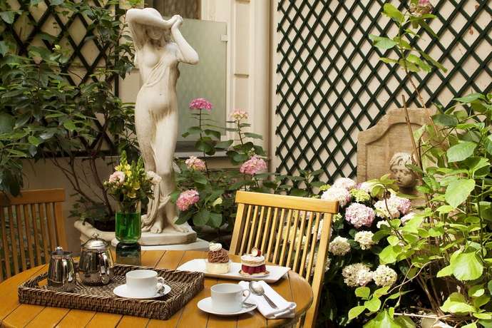 Hotel Chambiges Elysees