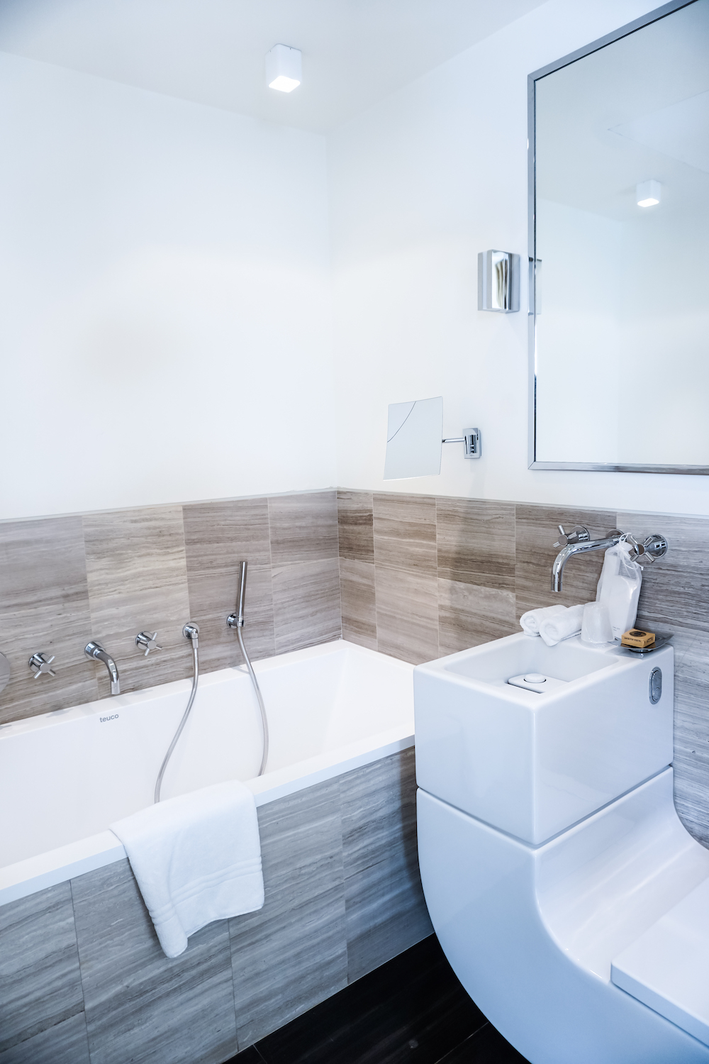 Hotel Marignan Champs-Elysées