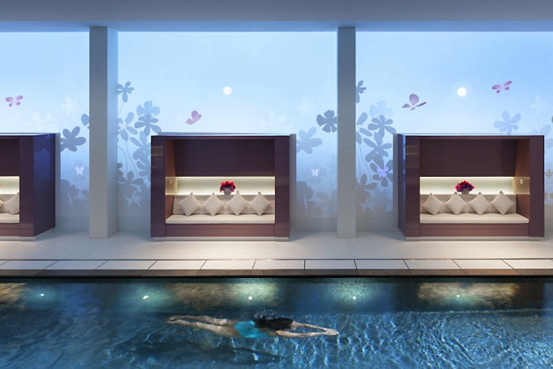 5 Mandarin Oriental Piscine