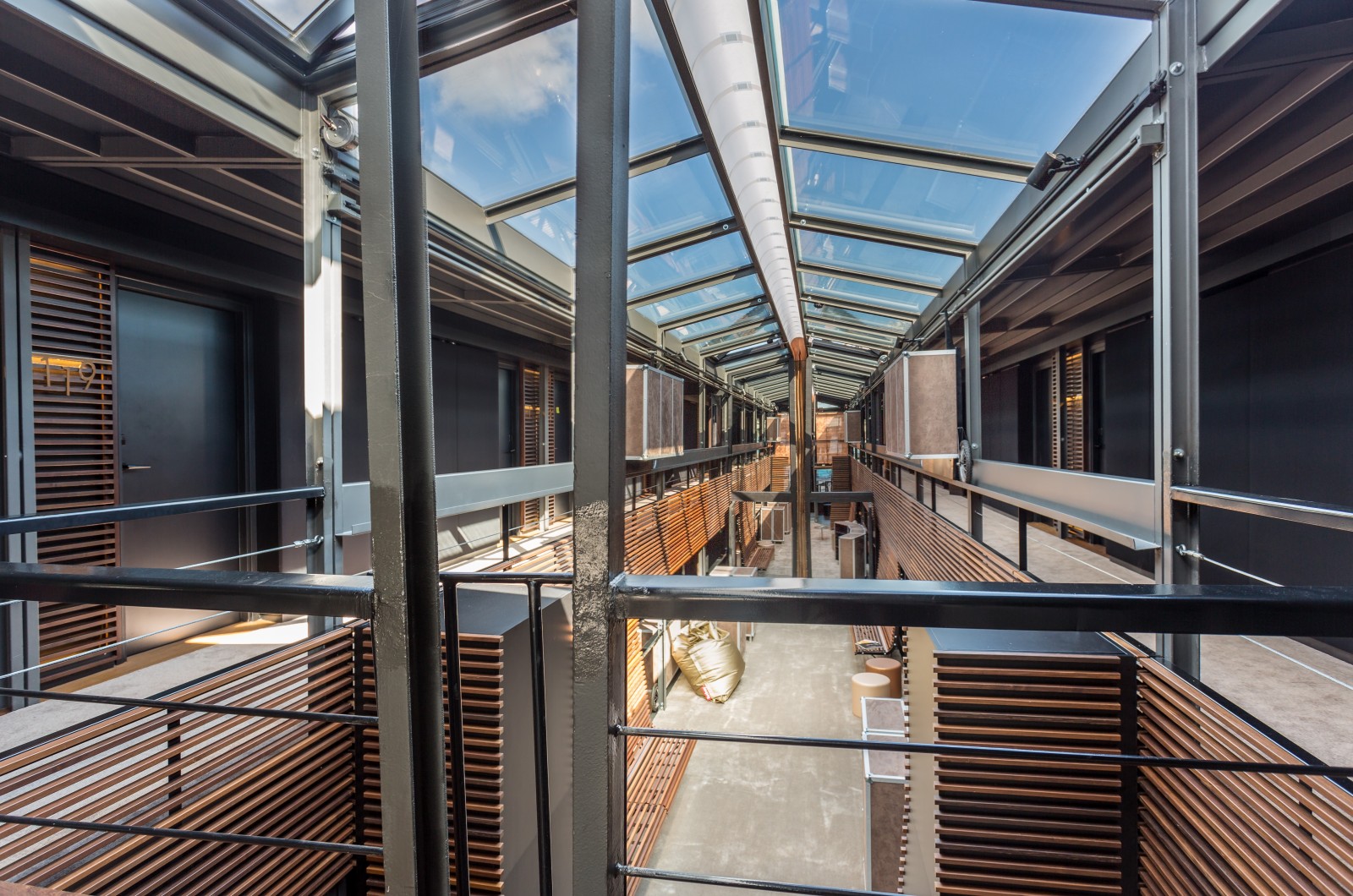 Photo Découvrez OFF Paris Seine, le premier hôtel flottant de Paris 12