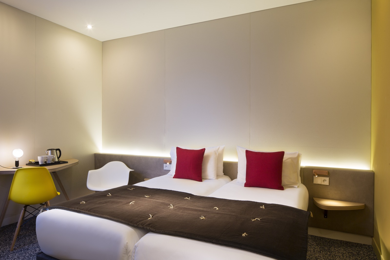 Hotel Auguste Chambre Twin Double Deluxe Sizel 451786 1600 1200