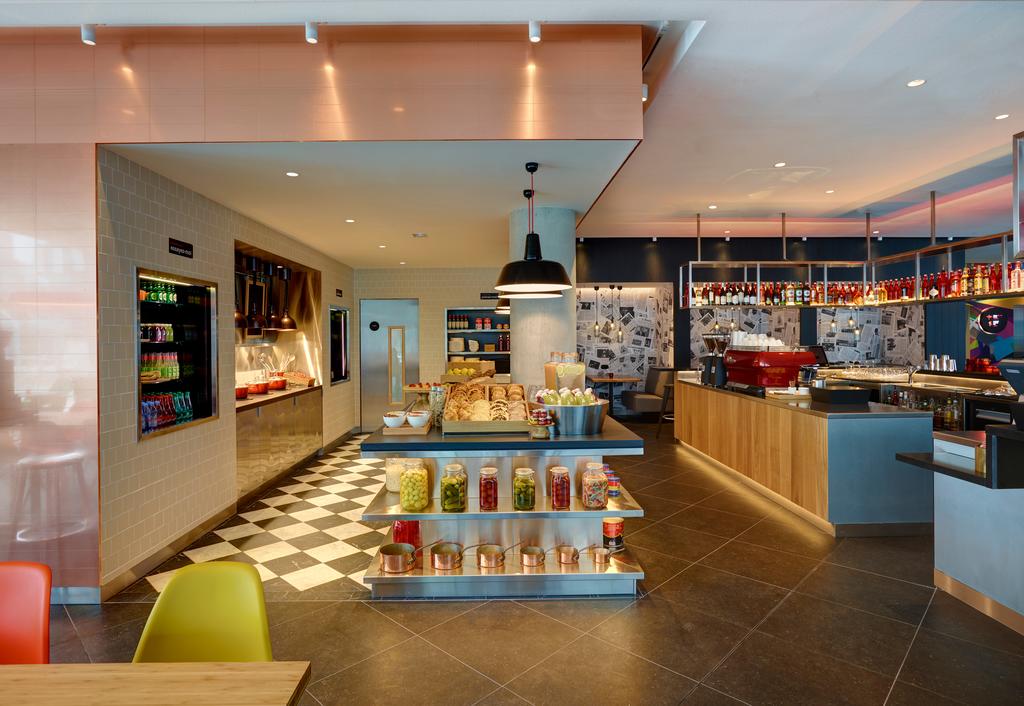 citizenM Paris La Défense