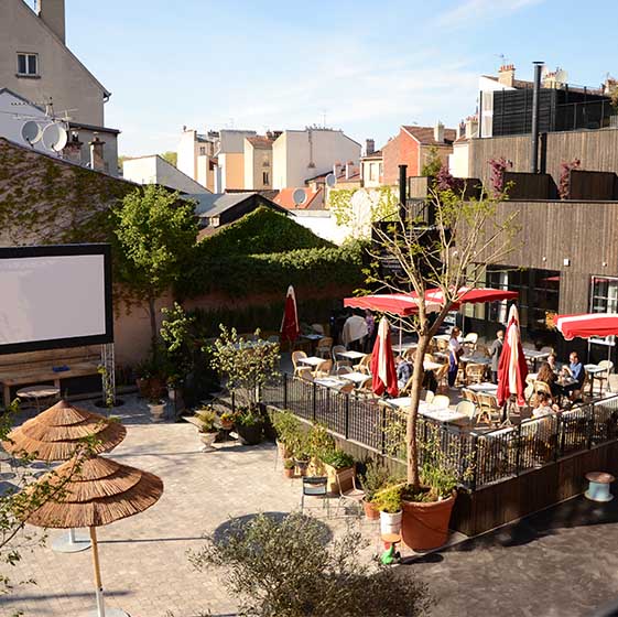 MOB HOTEL Paris Les Puces