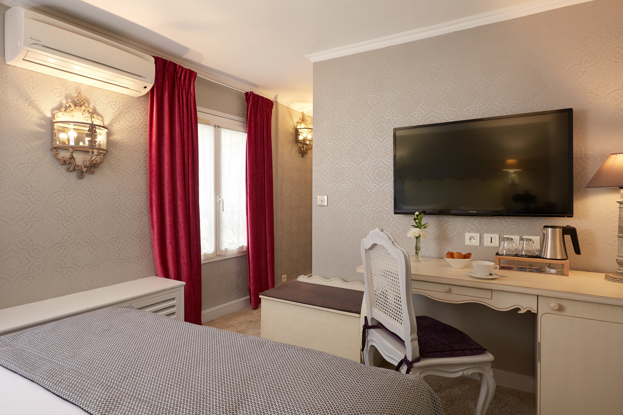 Hotel Louvre Montana