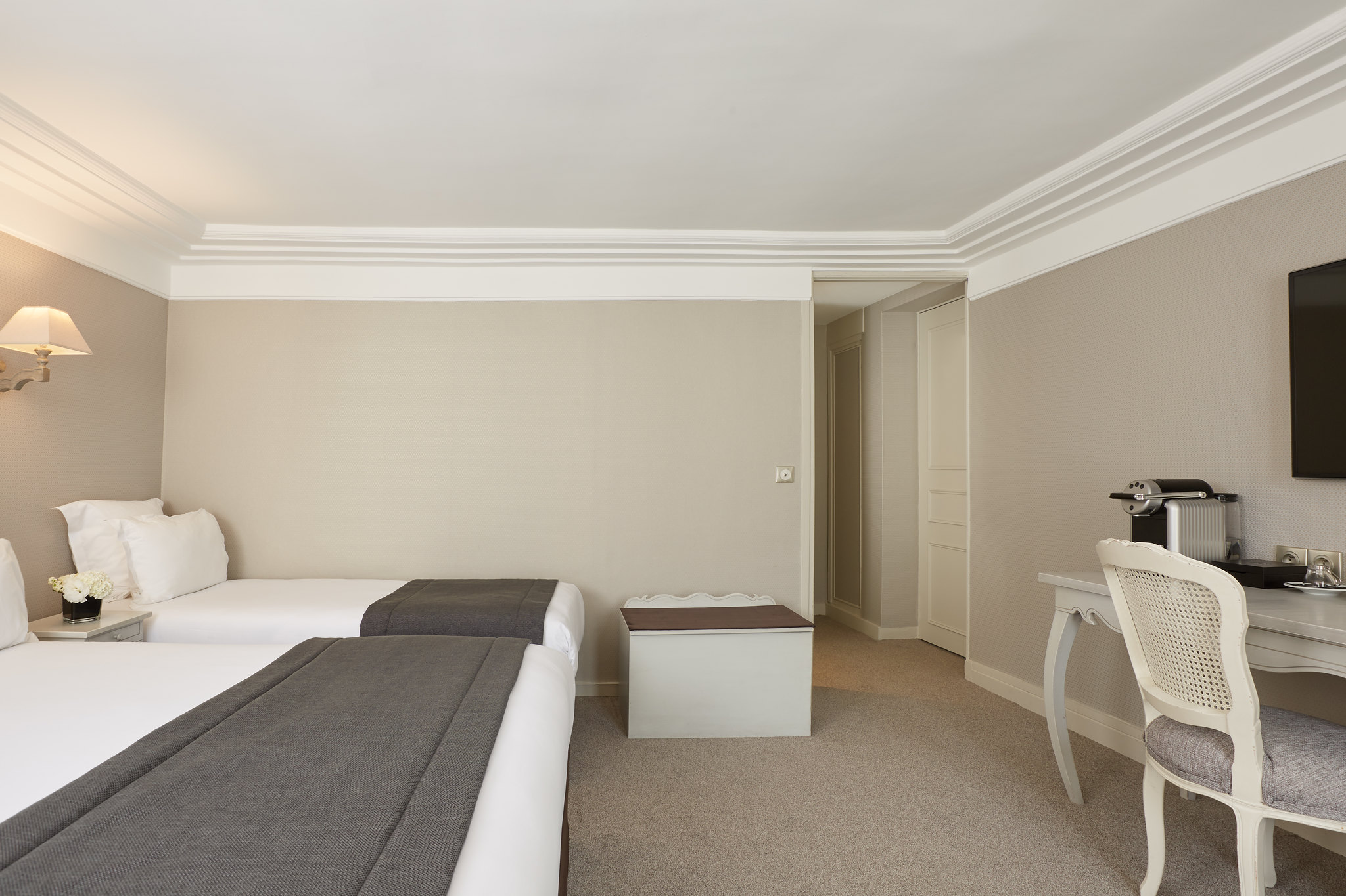 Hotel Louvre Montana