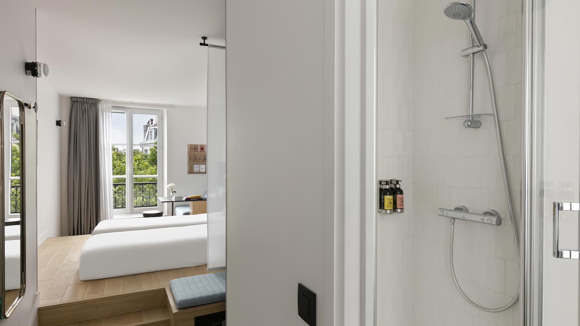 Oh la la ! Hotel Bar Paris Bastille