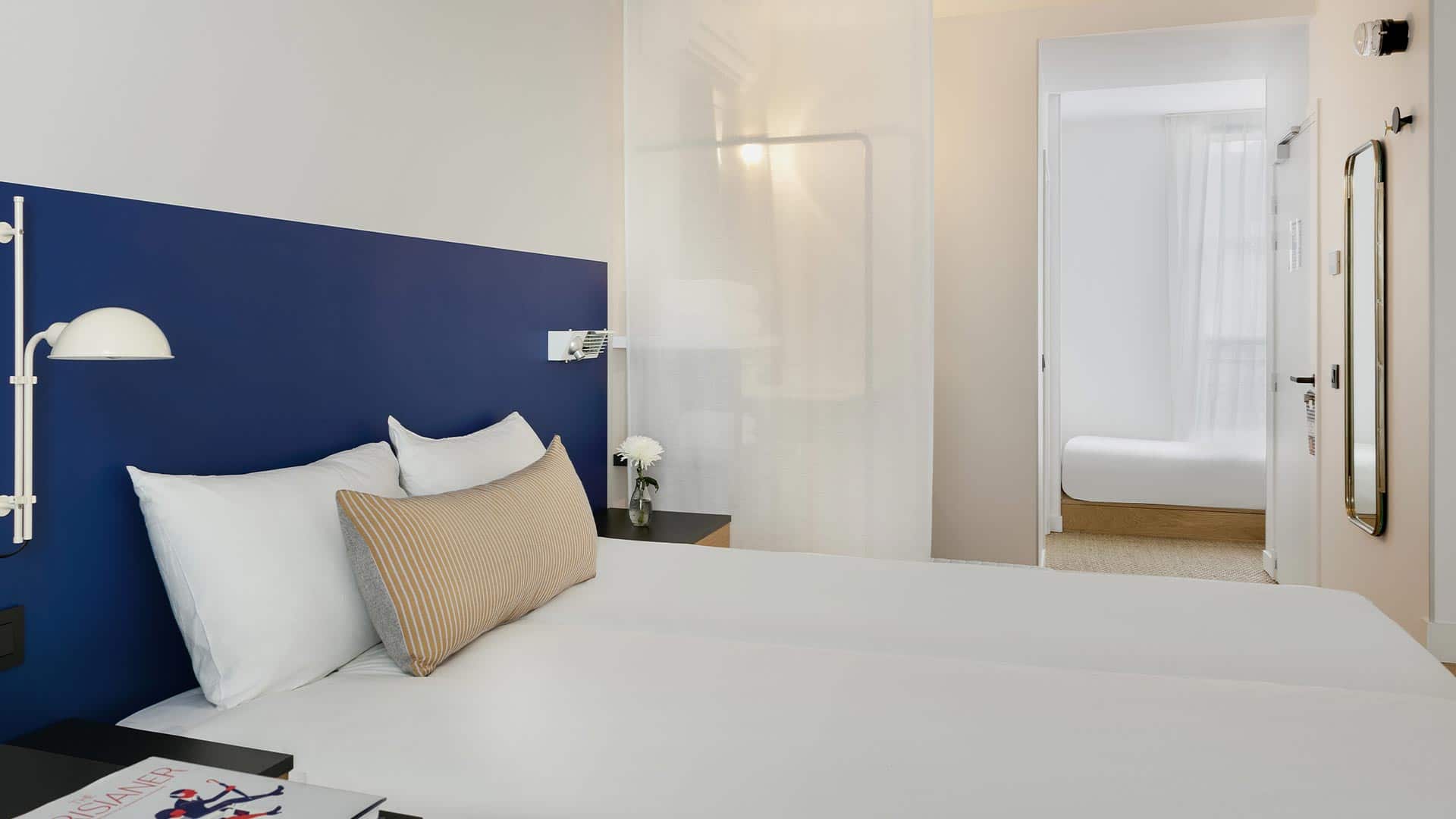 Oh la la ! Hotel Bar Paris Bastille