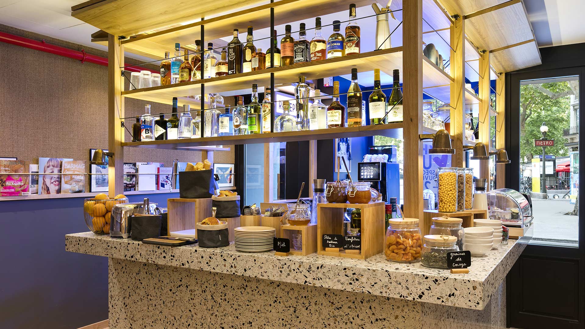 Oh la la ! Hotel Bar Paris Bastille