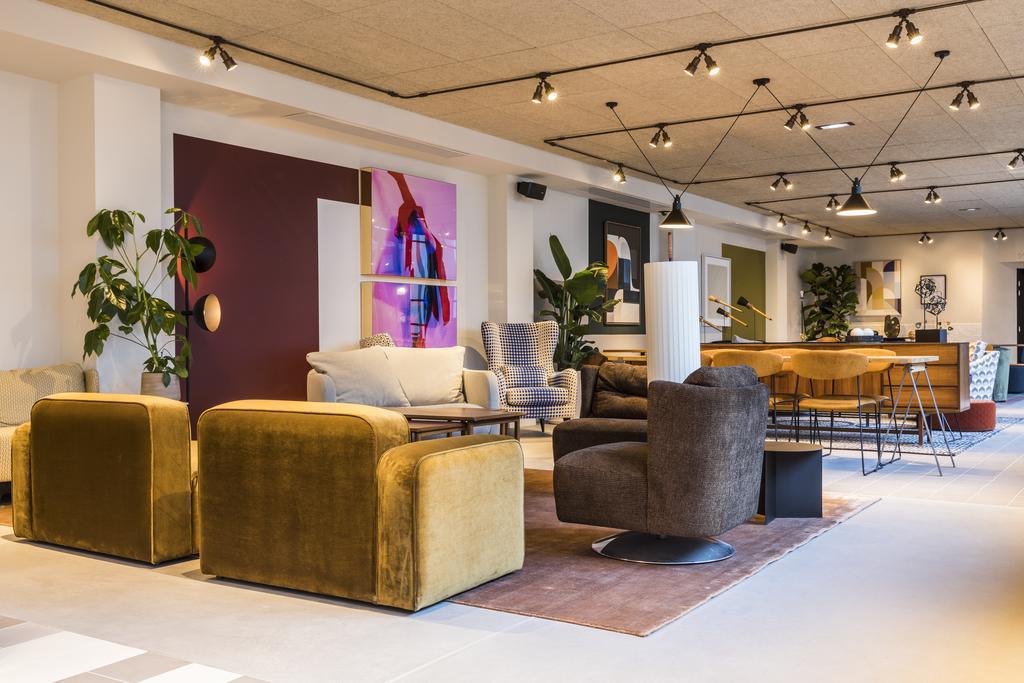 Zoom sur deux hôtels conçus comme des lieux de vie : Le Grand Quartier et Bed & Coworking