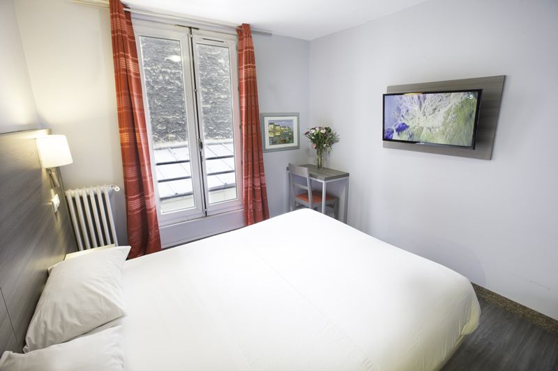 Hipotel Paris Père-Lachaise République