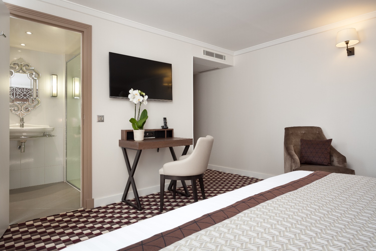 Hôtel Philéas Lazare & Spa