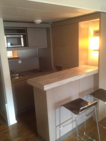 Standing Hotel Suites by Actisource