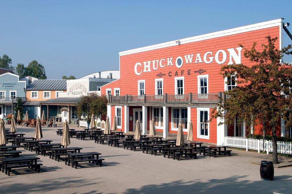 Disney's Hôtel Cheyenne® - Booking