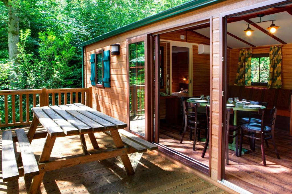 Disney’s Davy Crockett Ranch - Booking