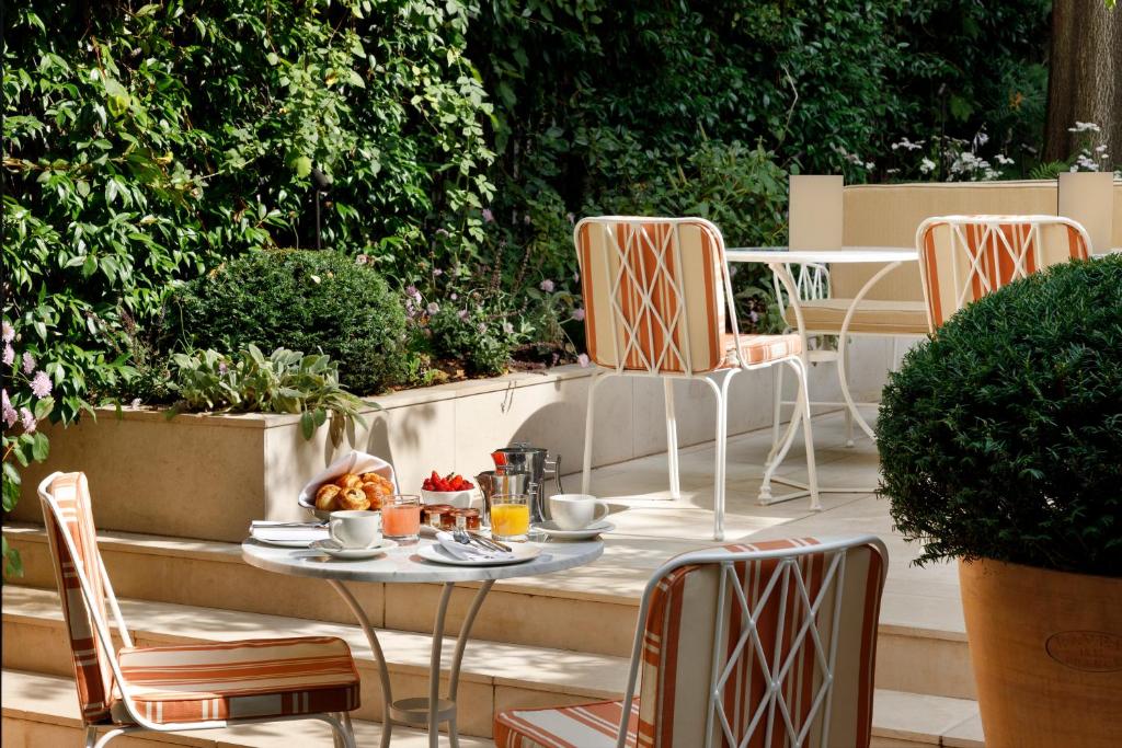 Le Belgrand Hotel Paris Champs Elysees, Tapestry Collection By Hilton