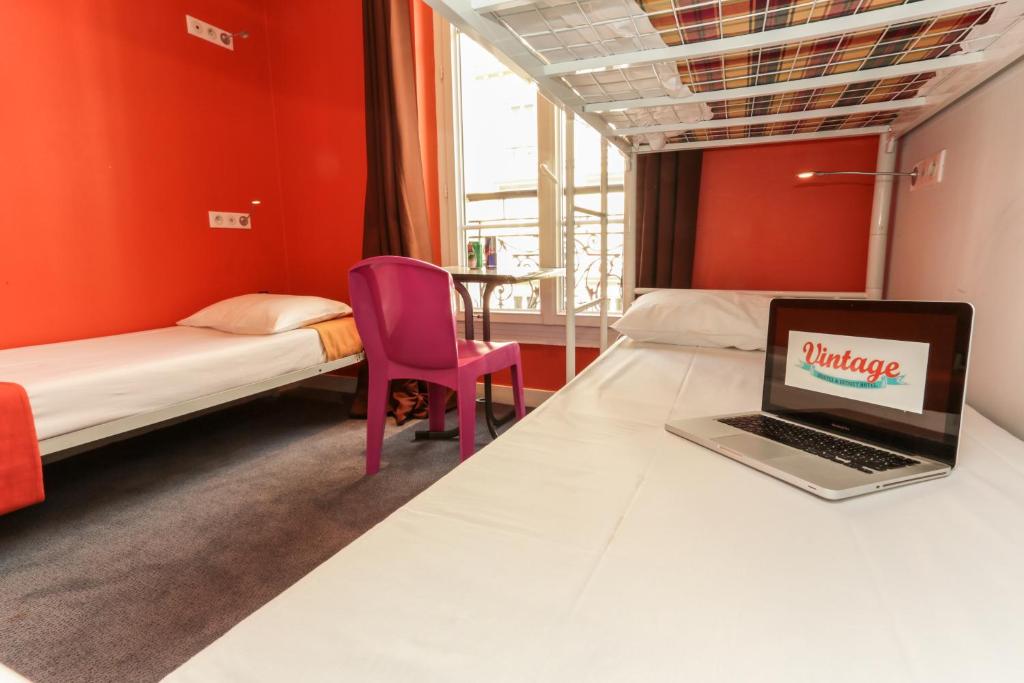 Vintage Paris Gare du Nord by Hiphophostels