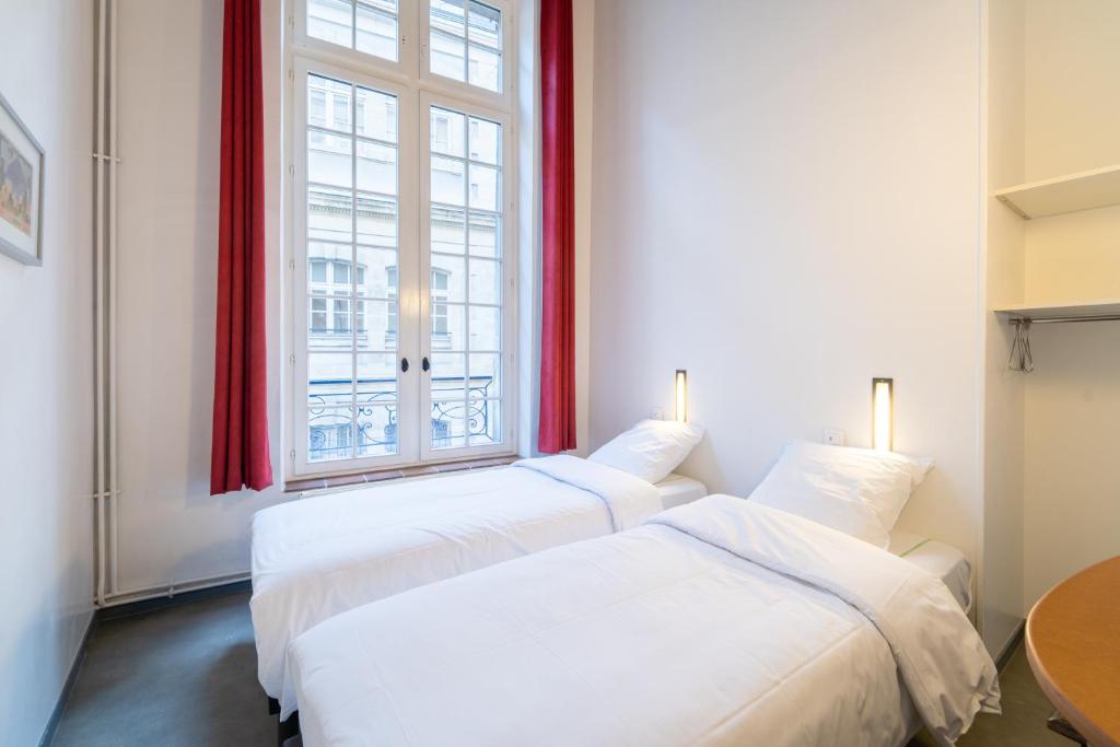 MIJE Marais - Booking