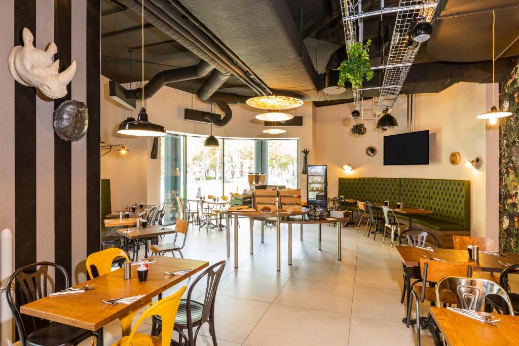 ibis Styles Puteaux Paris La Défense