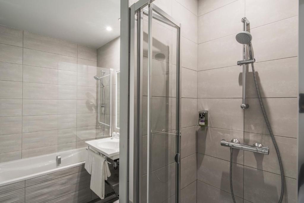 Hôtel Mercure Paris Suresnes Longchamp