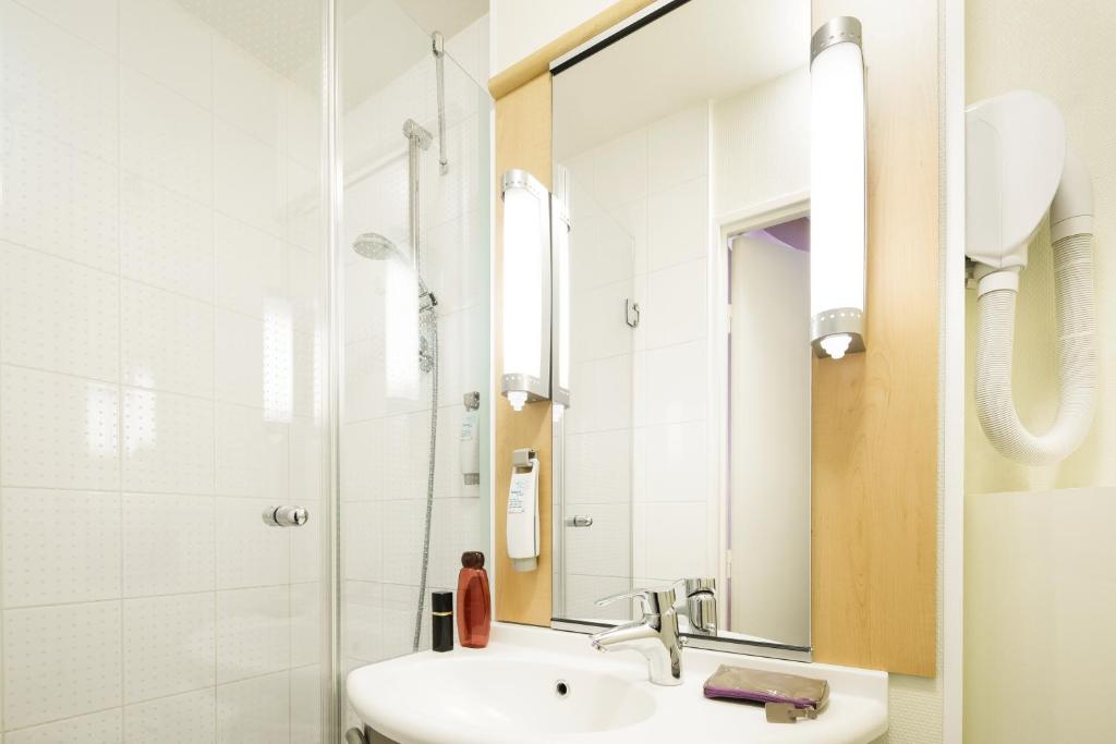 ibis Versailles Château