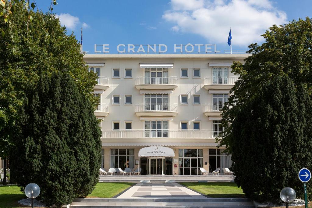 Hôtel Barrière le Grand Hôtel Enghien-les-Bains - Booking