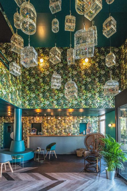 Lobby Best Western Hôtel Grand Parc Marne La Vallée - Booking