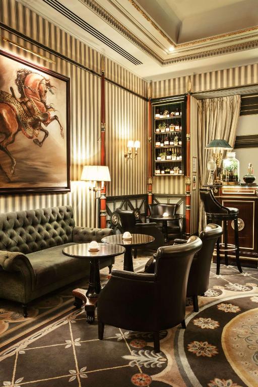 Shangri-La Paris Salon - Booking
