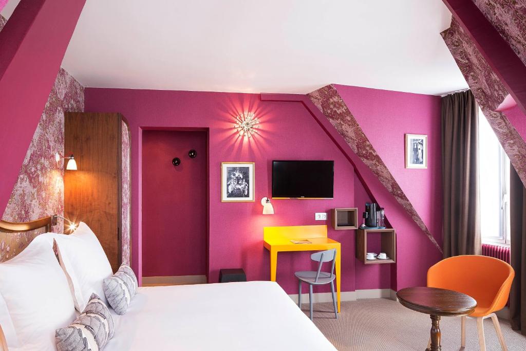 Hôtel Joséphine - chambre mansardée - Booking