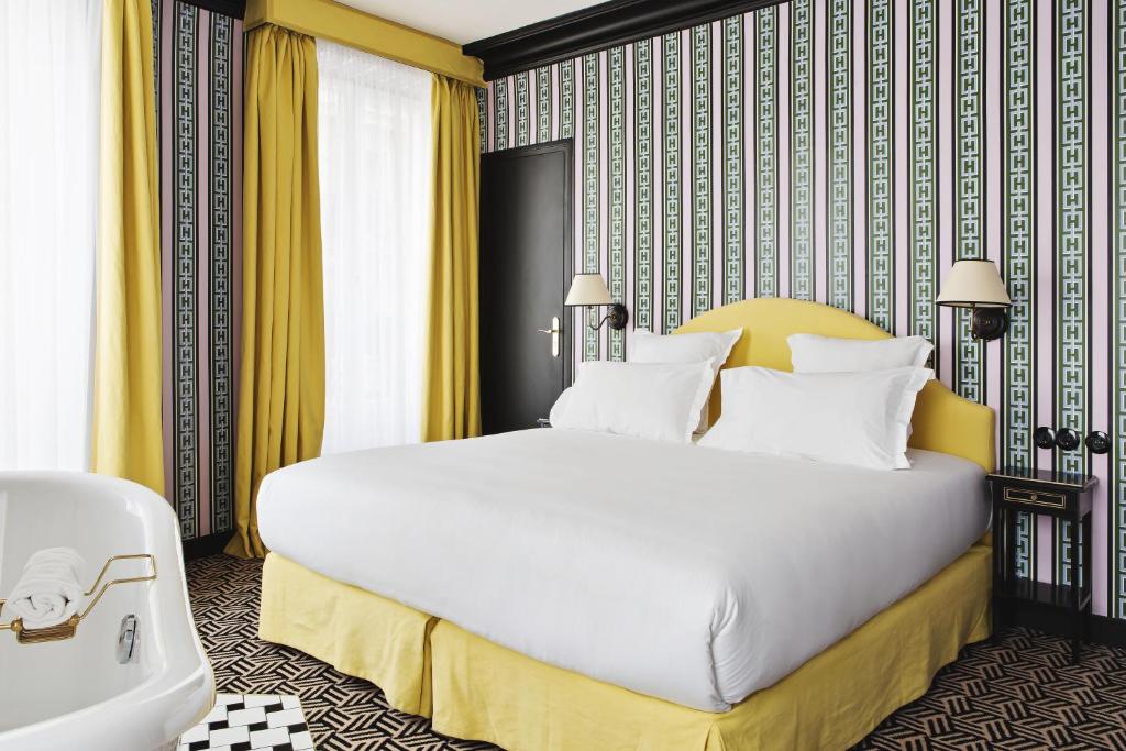 Hôtel Les Deux Gares - Booking