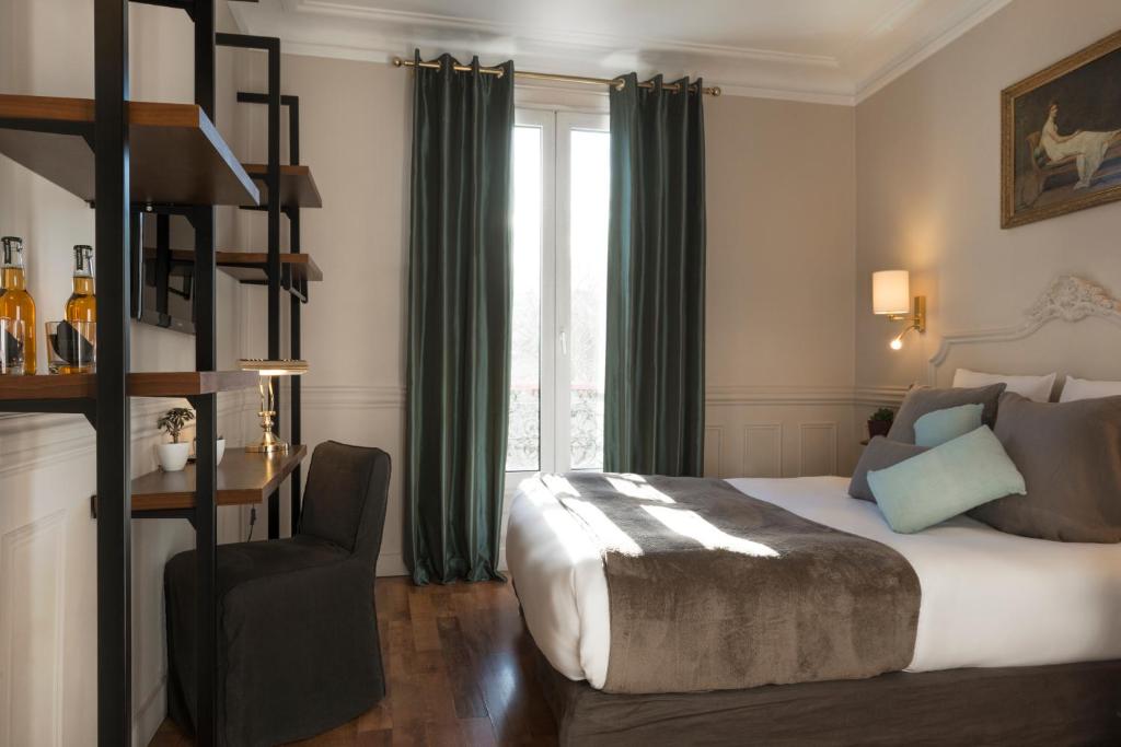 Hôtel de la Porte Dorée - Booking