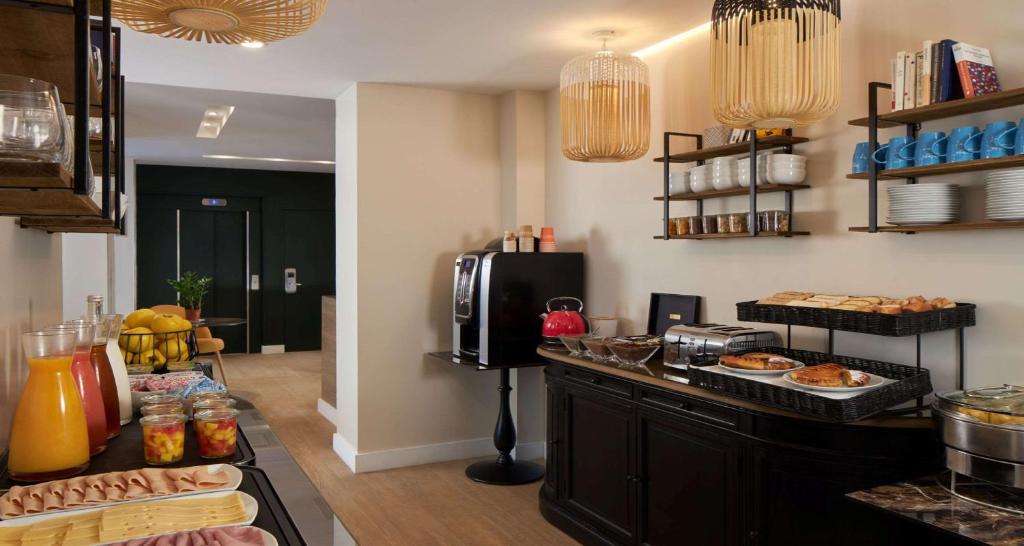 Hotel Apolonia Paris Montmartre - Sure Hotel Collection by Best Western