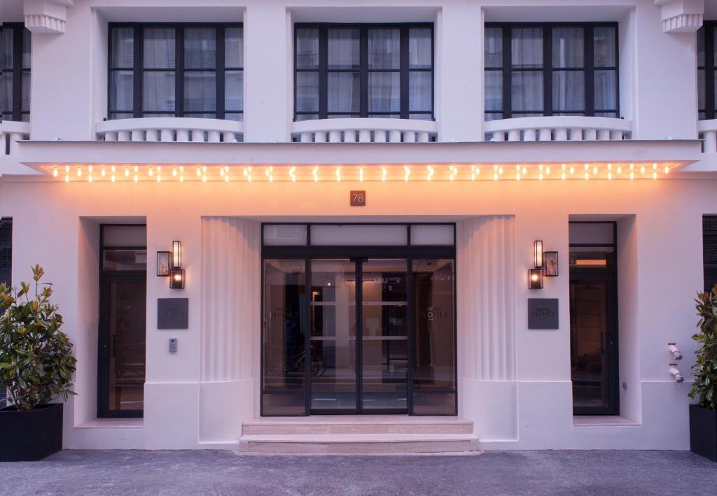 Eiffel Blomet - Booking