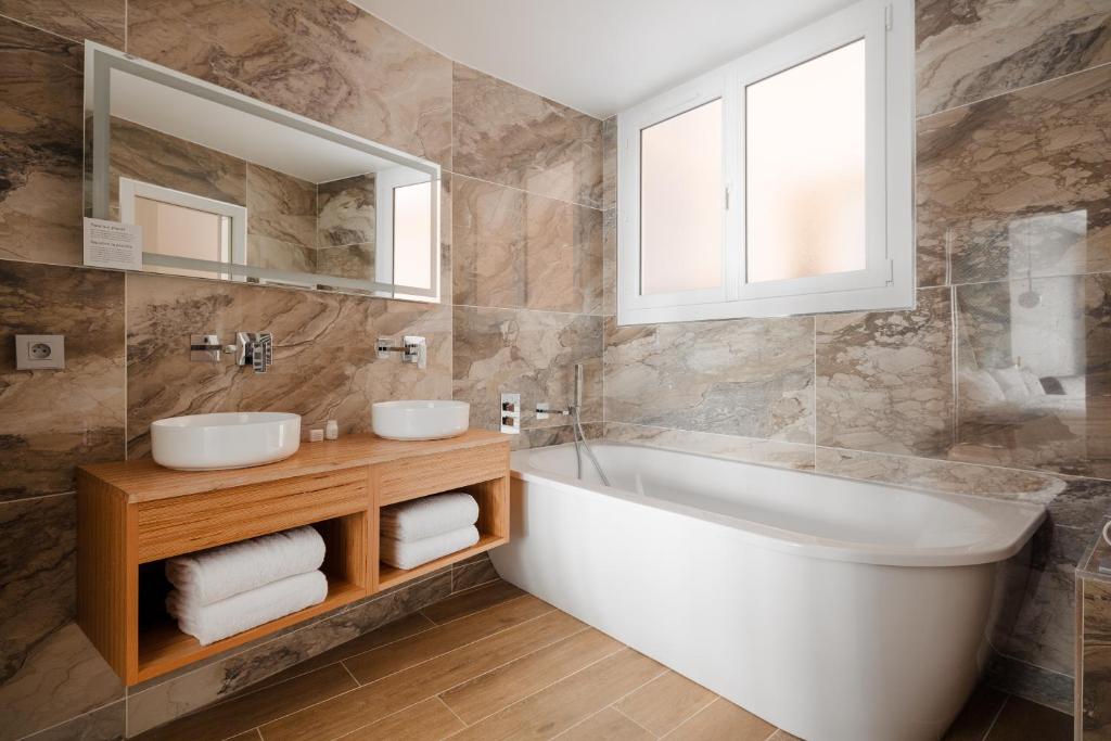 Sonder Atala Champs-Élysées