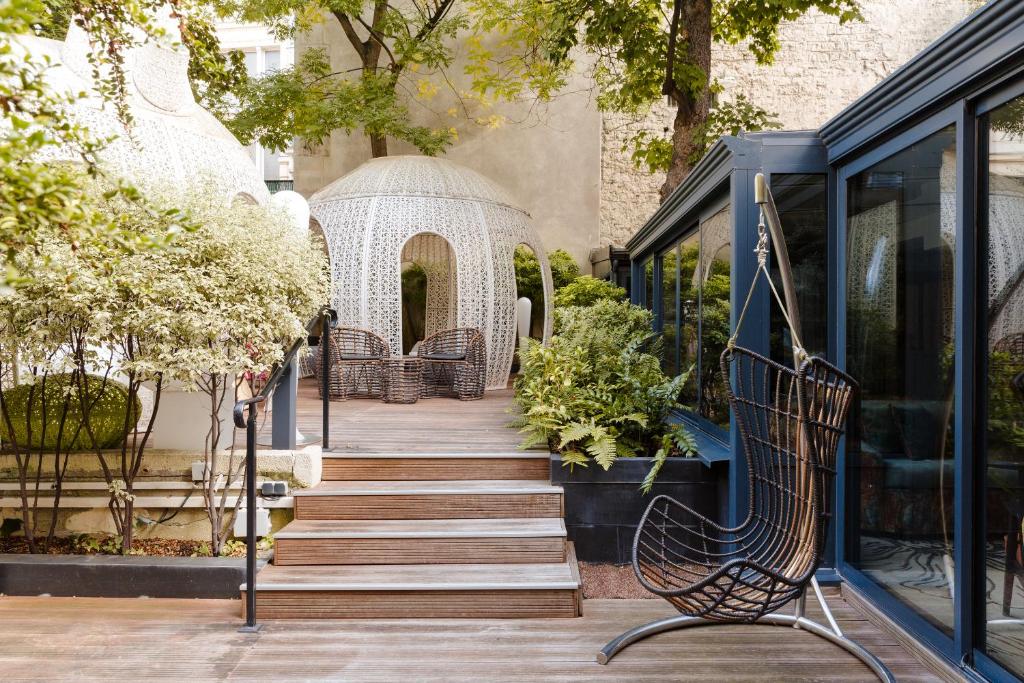 Sonder Atala Champs-Élysées