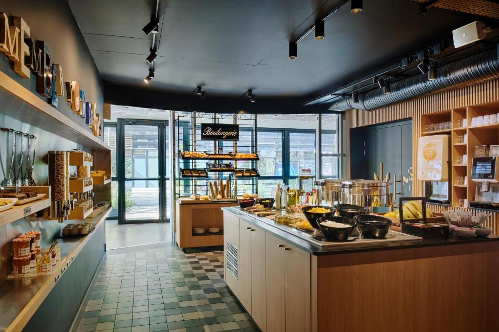 Hotel Campanile Paris-Bercy Village