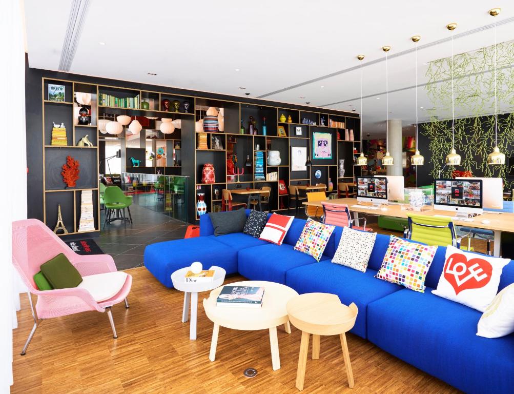 CitizenM Paris La Défense - Booking