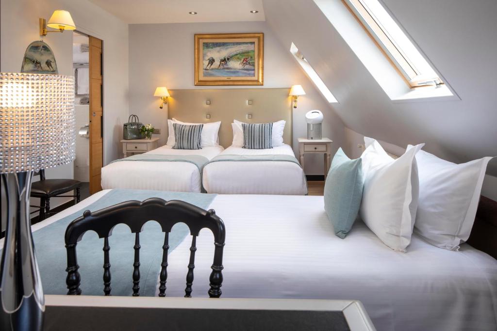 Hôtel Plaza Elysées