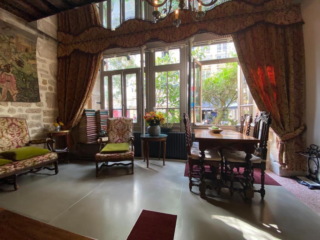 Boutique Hôtel de la Place des Vosges