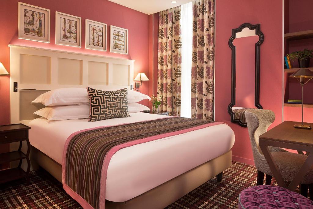 Les Tournelles - Booking